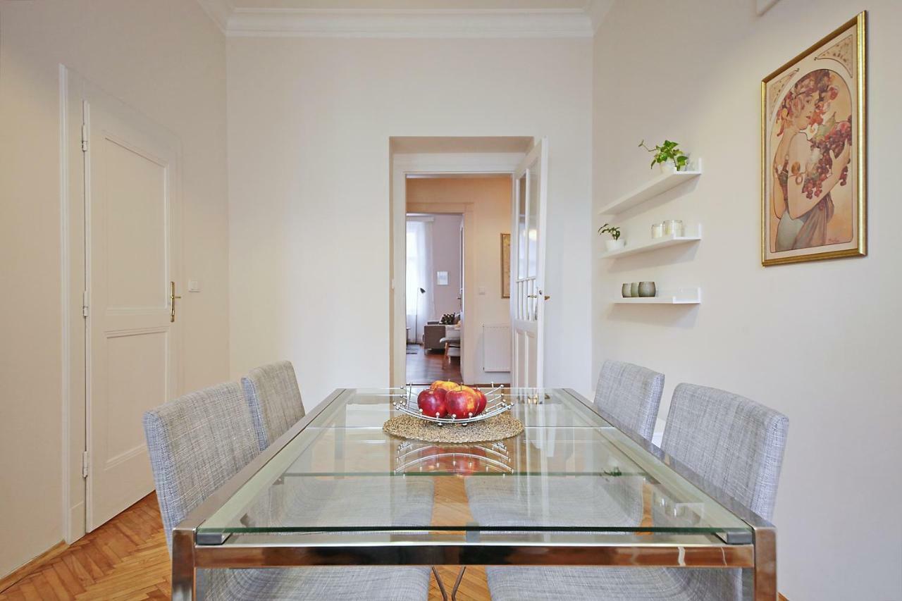 Apartment In The Heart Of Prag Dış mekan fotoğraf