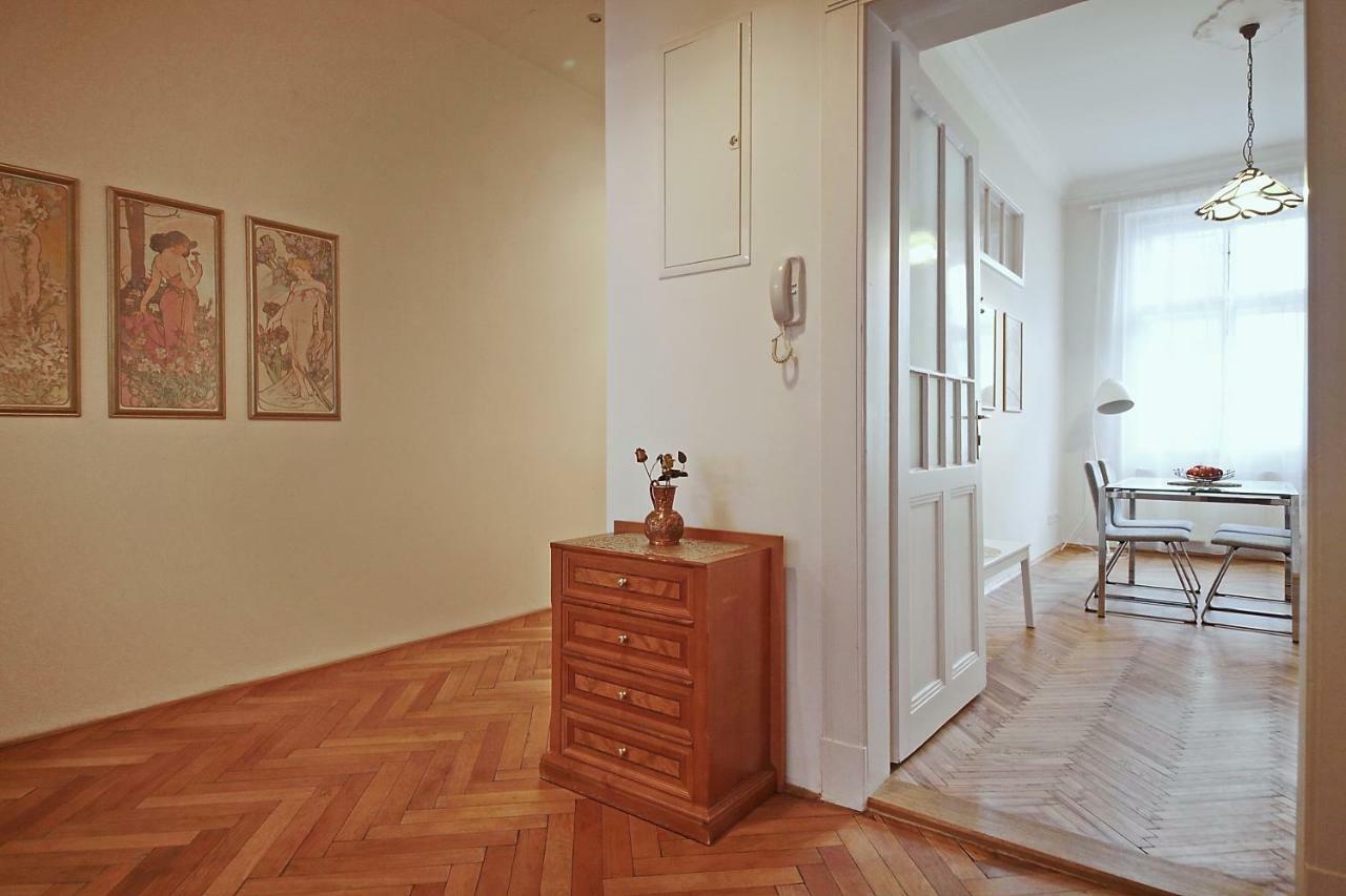 Apartment In The Heart Of Prag Dış mekan fotoğraf