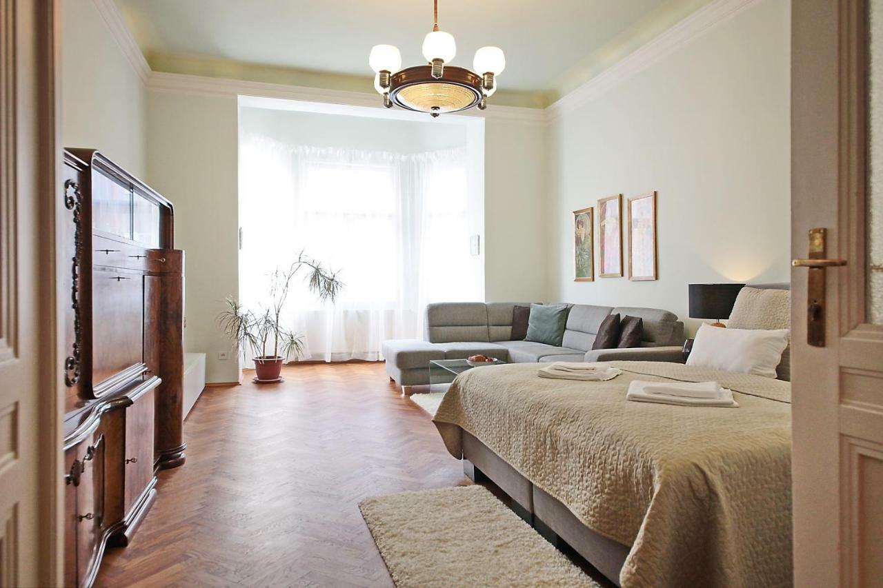 Apartment In The Heart Of Prag Dış mekan fotoğraf