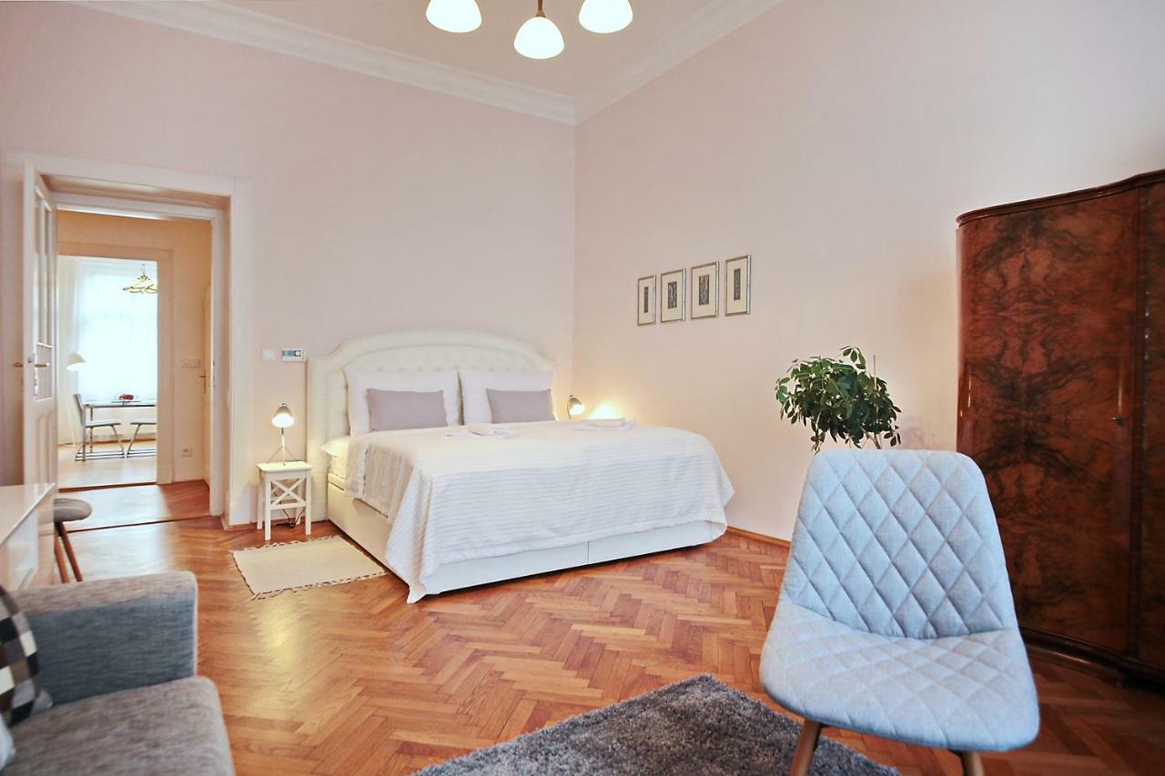 Apartment In The Heart Of Prag Dış mekan fotoğraf