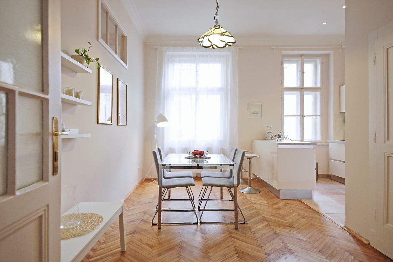 Apartment In The Heart Of Prag Dış mekan fotoğraf