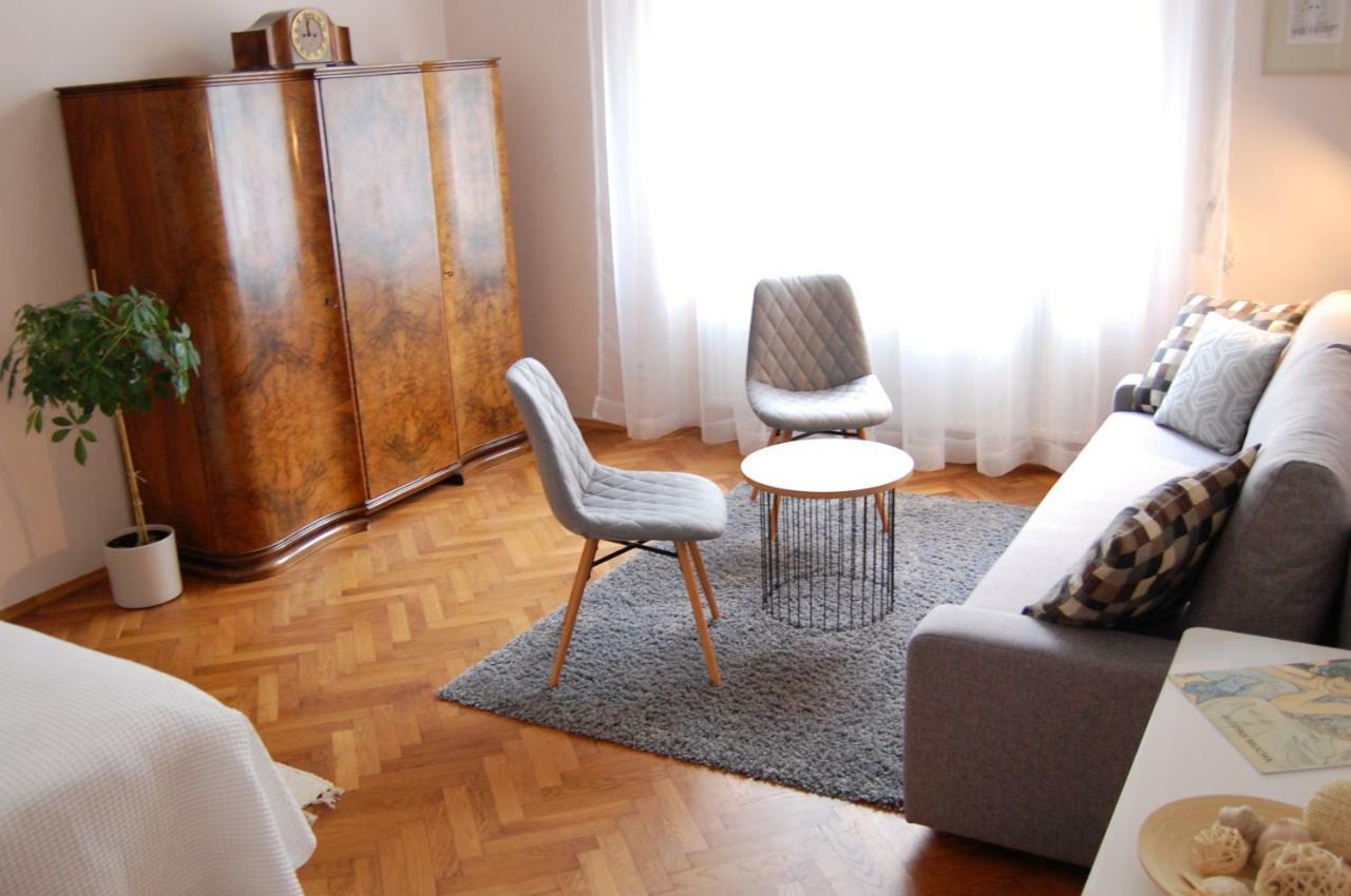 Apartment In The Heart Of Prag Dış mekan fotoğraf